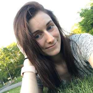 Meet your Posher, Izabella